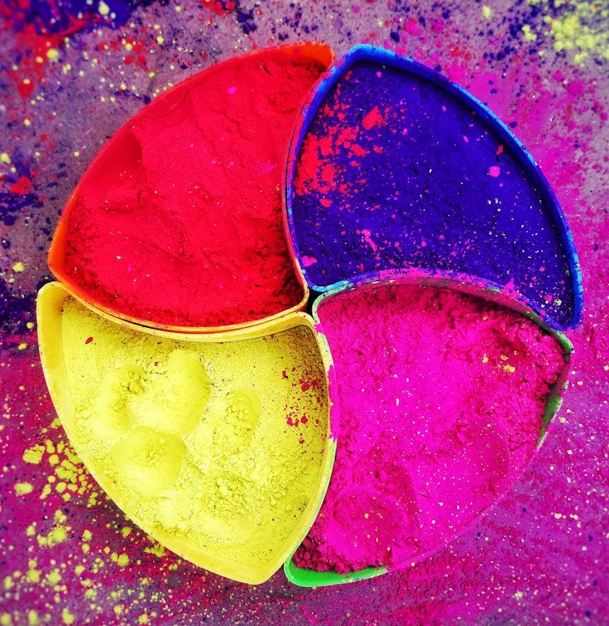 Beware: Dip Powder Nails Are More Toxic Than You Think