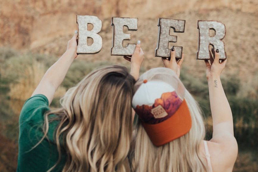 Beer in Your Hair? The Surprising Science Behind Beer Rinses vs Salon Volumizers