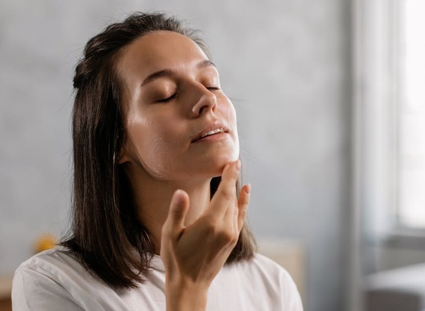 Why Stubborn Chin Hairs Keep Returning (And Fixes)